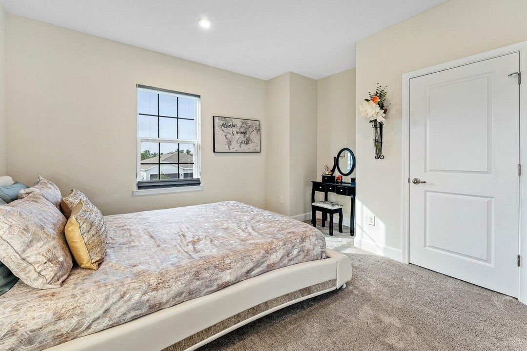 待售: $1,099,900 (5 贝兹, 3 浴室, 3234 平方英尺)