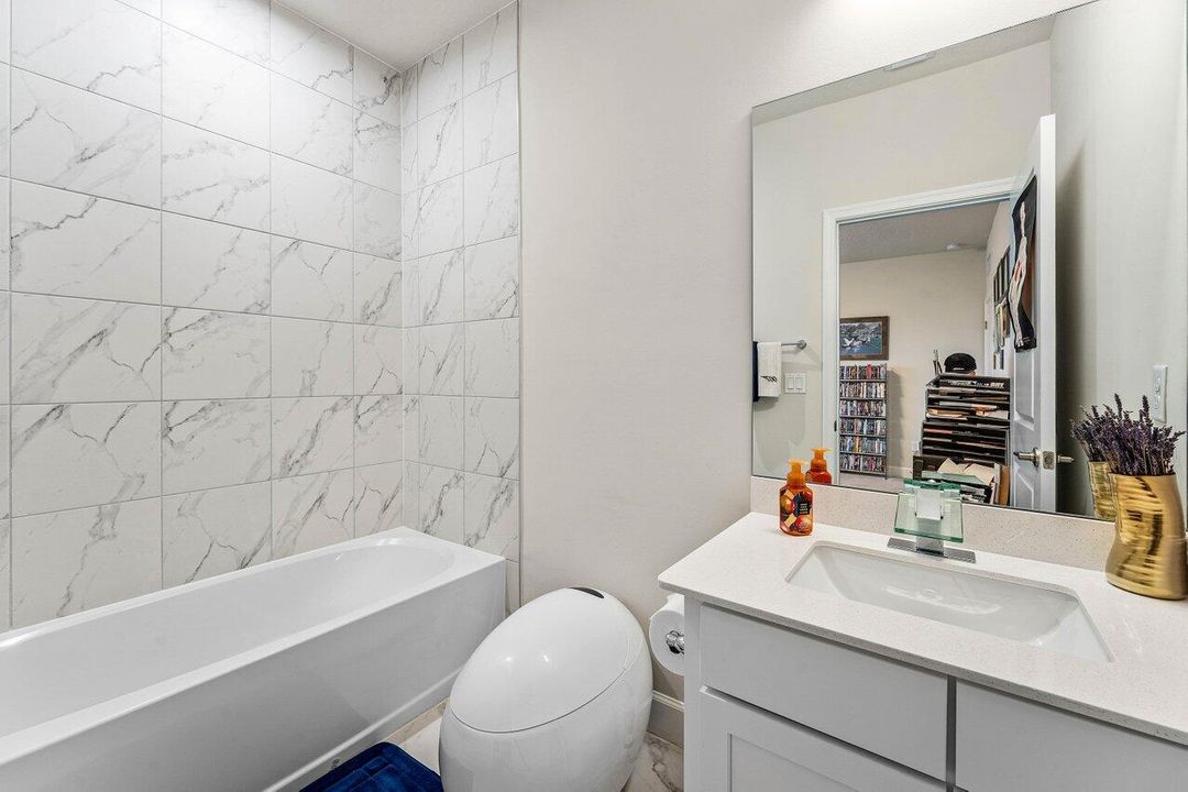 待售: $1,099,900 (5 贝兹, 3 浴室, 3234 平方英尺)