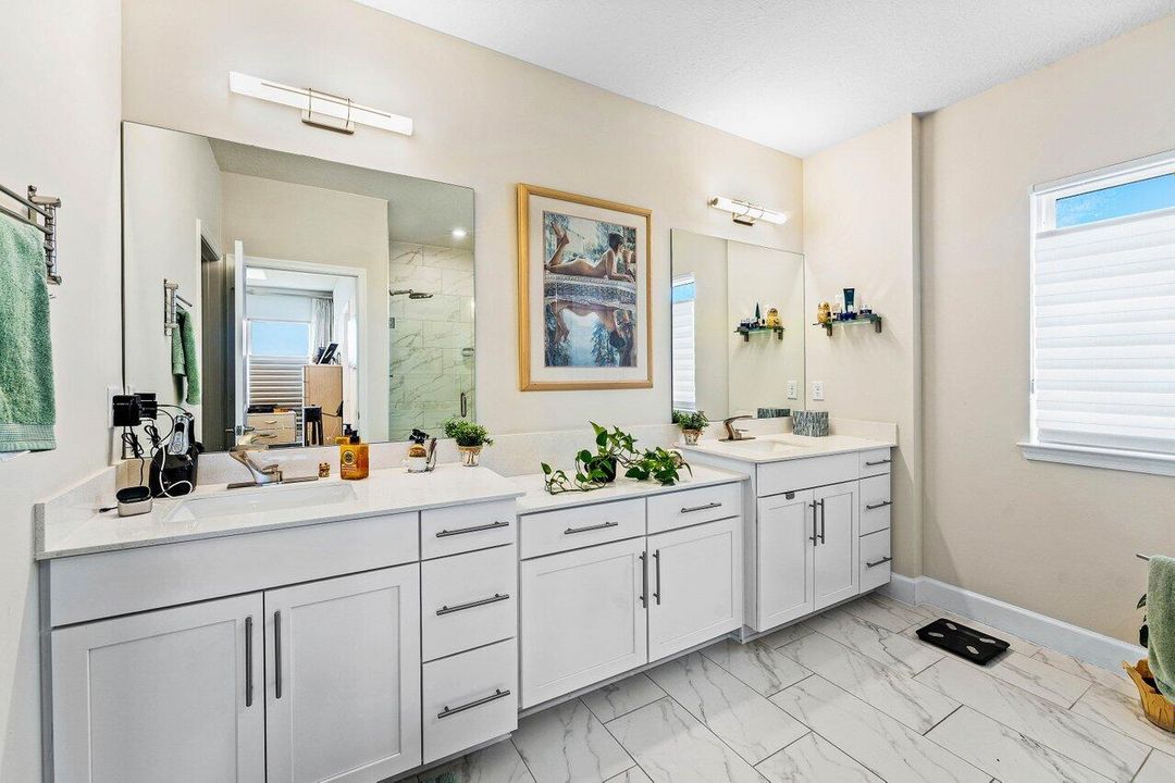 待售: $1,099,900 (5 贝兹, 3 浴室, 3234 平方英尺)