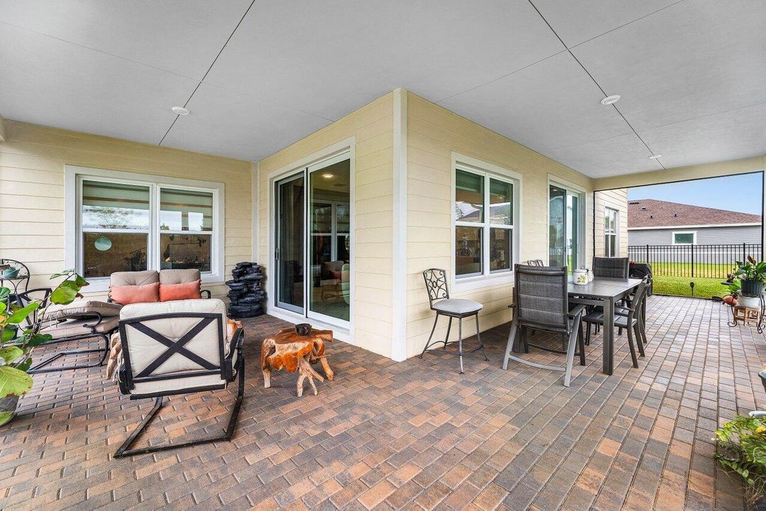 待售: $1,099,900 (5 贝兹, 3 浴室, 3234 平方英尺)