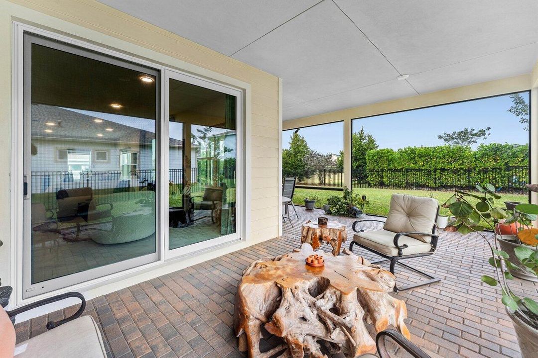 待售: $1,099,900 (5 贝兹, 3 浴室, 3234 平方英尺)