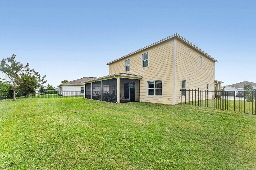 待售: $1,099,900 (5 贝兹, 3 浴室, 3234 平方英尺)