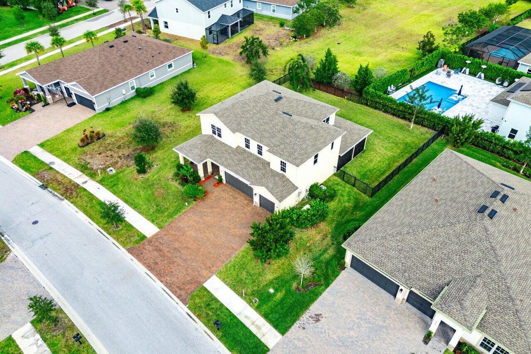 待售: $1,099,900 (5 贝兹, 3 浴室, 3234 平方英尺)