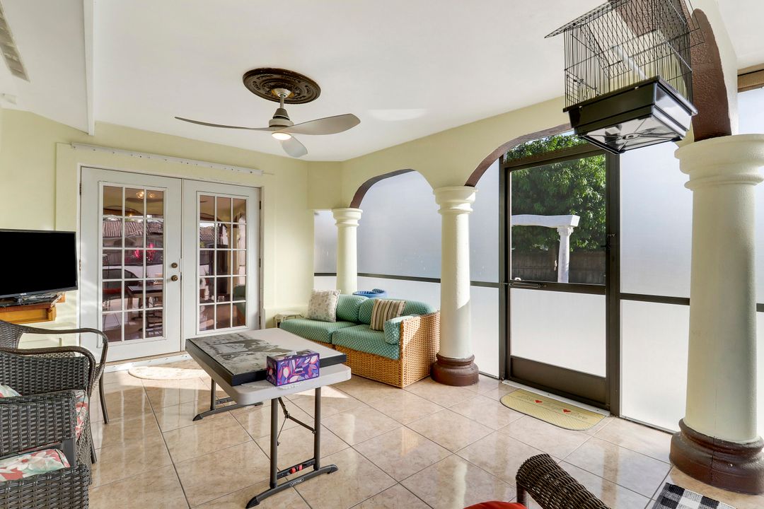 待售: $899,900 (4 贝兹, 3 浴室, 2431 平方英尺)