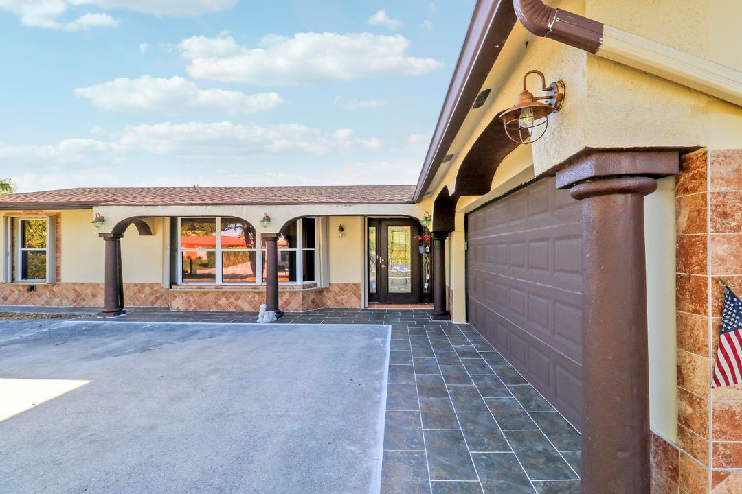 待售: $899,900 (4 贝兹, 3 浴室, 2431 平方英尺)