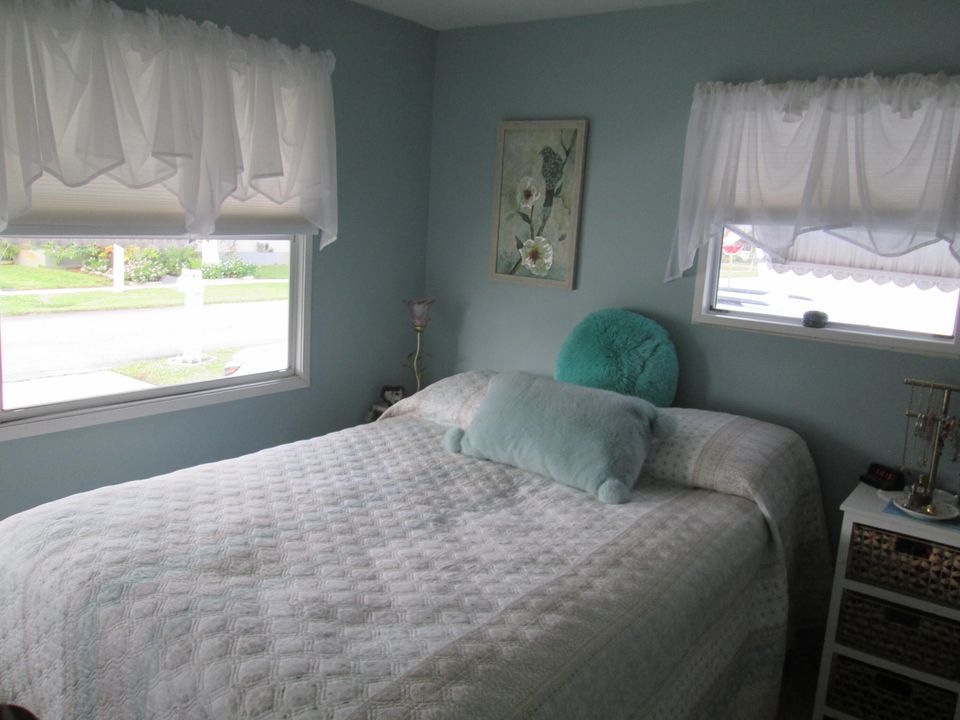 На продажу: $125,000 (2 спален, 2 ванн, 672 Квадратных фут)