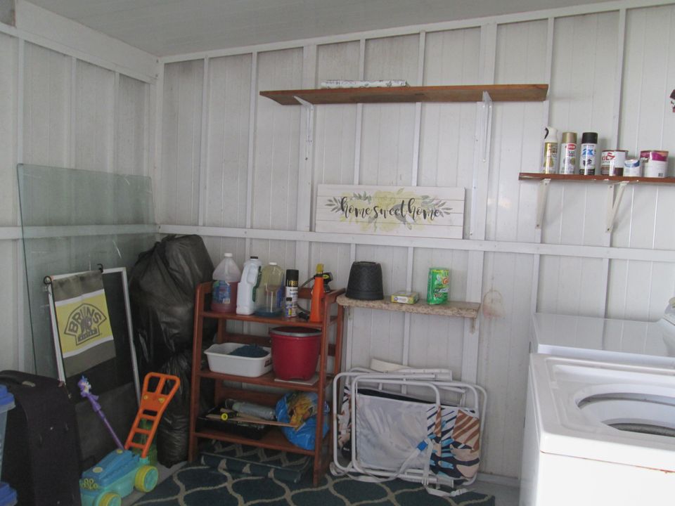 На продажу: $125,000 (2 спален, 2 ванн, 672 Квадратных фут)