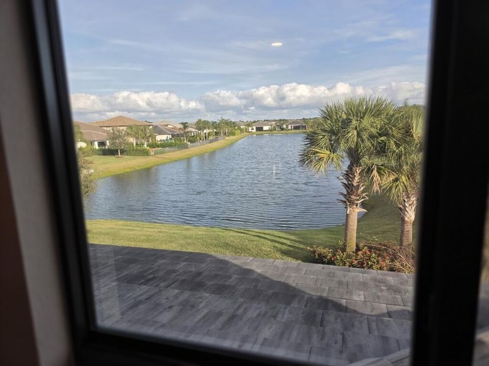 For Rent: $10,500 (5 beds, 5 baths, 4284 Square Feet)