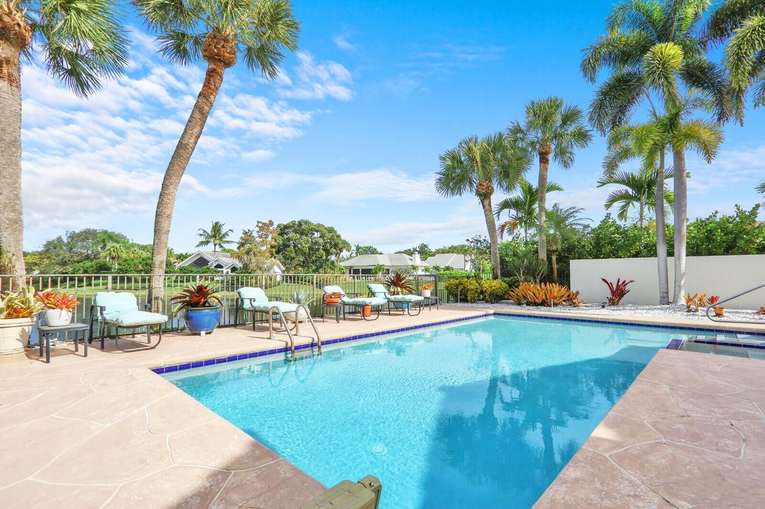 For Sale: $1,995,000 (3 beds, 4 baths, 2692 Square Feet)