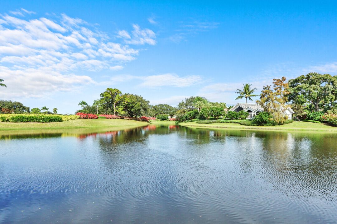 For Sale: $1,995,000 (3 beds, 4 baths, 2692 Square Feet)