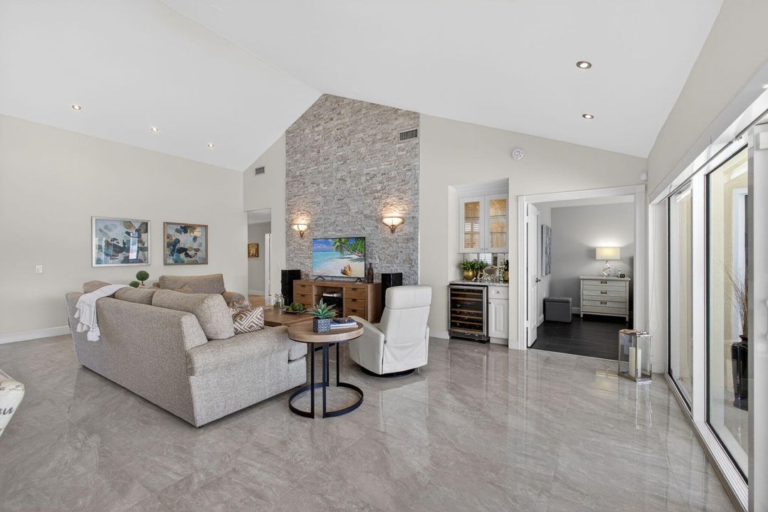 待售: $869,000 (3 贝兹, 2 浴室, 1974 平方英尺)