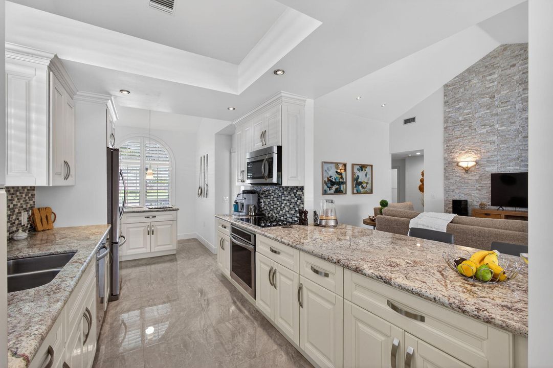 待售: $869,000 (3 贝兹, 2 浴室, 1974 平方英尺)