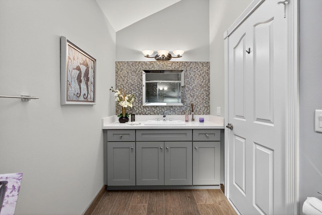 待售: $869,000 (3 贝兹, 2 浴室, 1974 平方英尺)