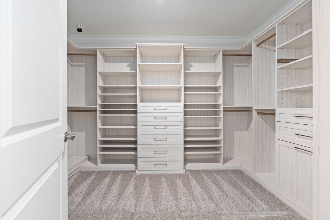 En Venta: $620,000 (5 camas, 4 baños, 3367 Pies cuadrados)