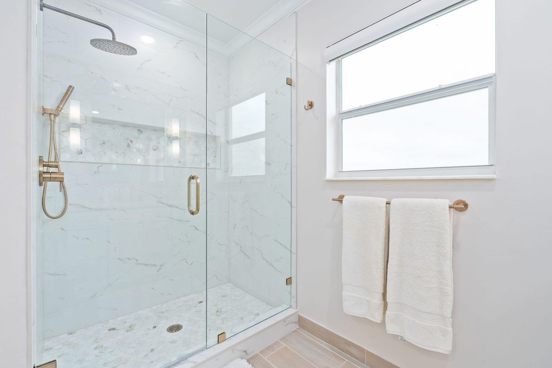 En Venta: $620,000 (5 camas, 4 baños, 3367 Pies cuadrados)