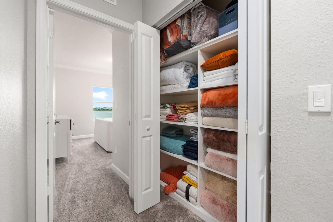 En Venta: $620,000 (5 camas, 4 baños, 3367 Pies cuadrados)