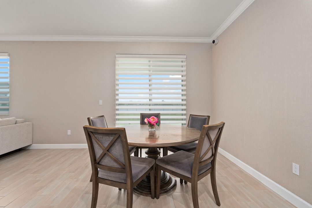 En Venta: $620,000 (5 camas, 4 baños, 3367 Pies cuadrados)