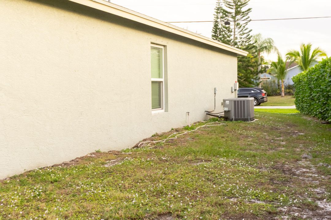 For Sale: $430,000 (4 beds, 2 baths, 1806 Square Feet)