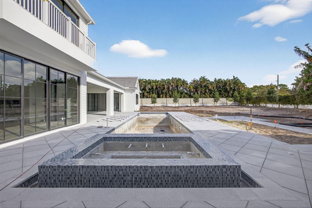 For Sale: $14,500,000 (6 beds, 8 baths, 9895 Square Feet)