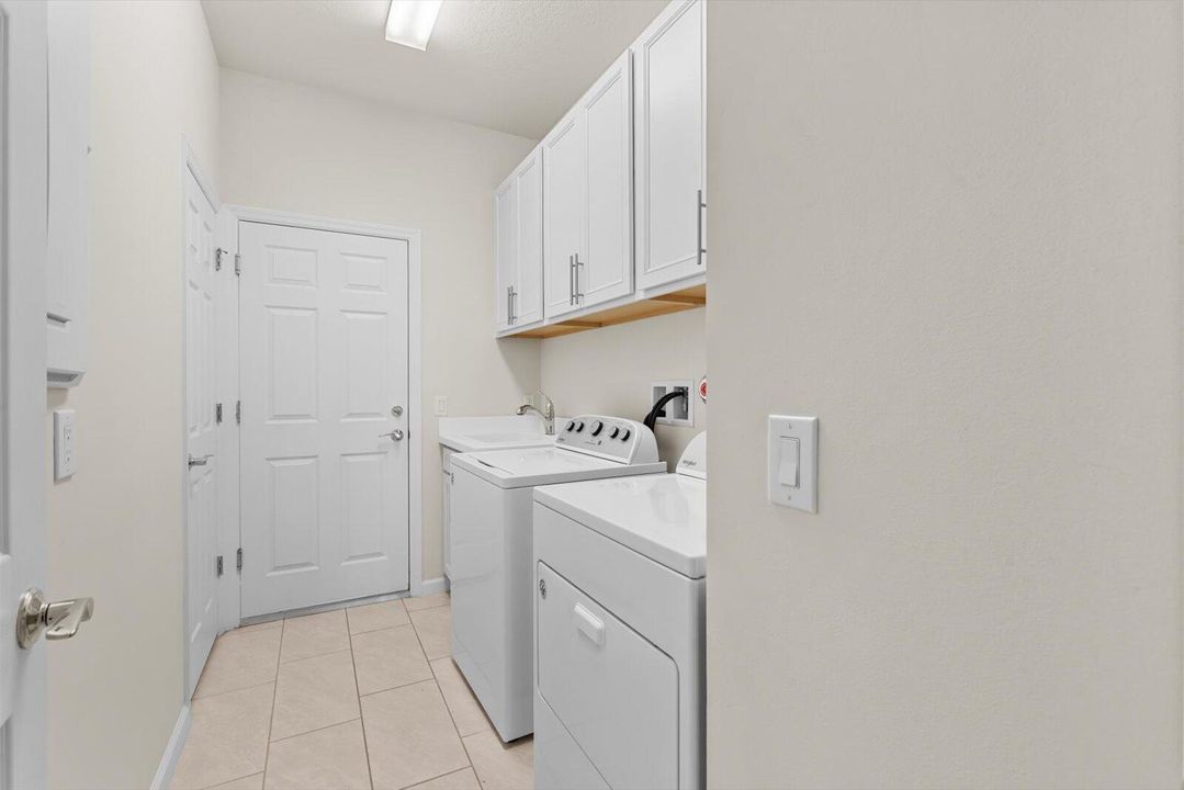 В аренду: $3,000 (2 спален, 2 ванн, 1554 Квадратных фут)