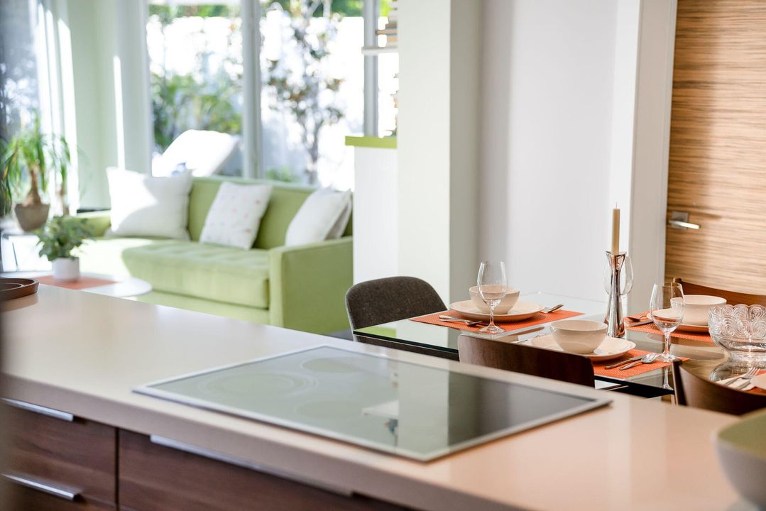 На продажу: $1,225,000 (3 спален, 2 ванн, 1396 Квадратных фут)