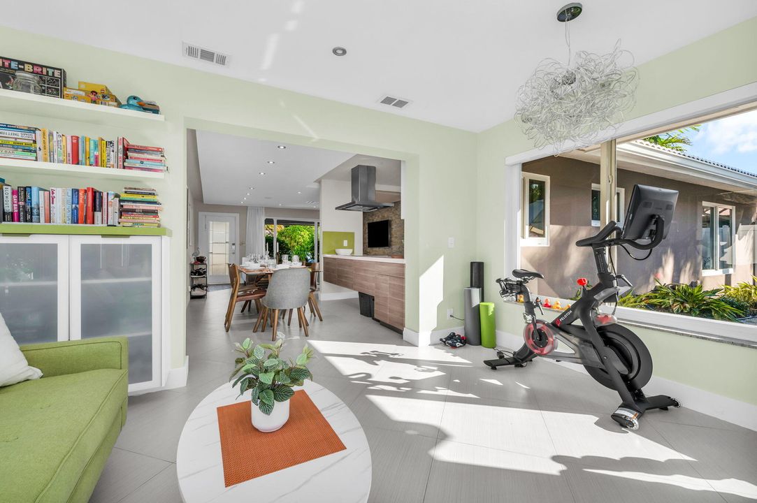 На продажу: $1,225,000 (3 спален, 2 ванн, 1396 Квадратных фут)