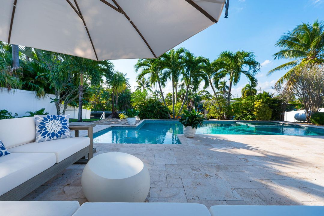 На продажу: $1,225,000 (3 спален, 2 ванн, 1396 Квадратных фут)