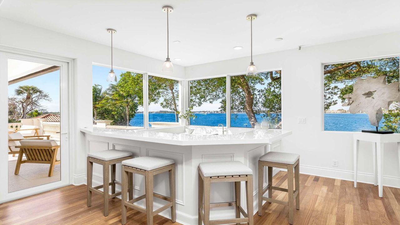 待售: $44,900,000 (8 贝兹, 10 浴室, 12378 平方英尺)