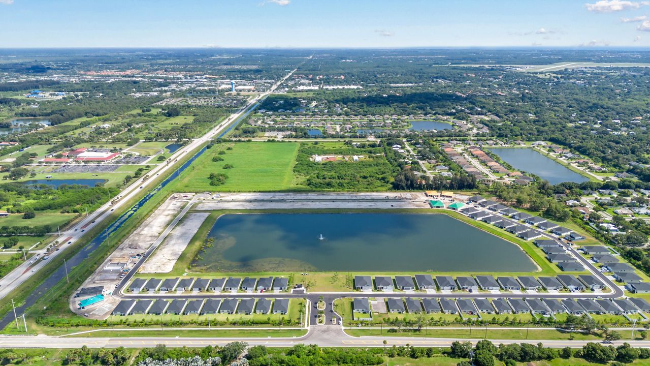 En Venta: $418,690 (4 camas, 3 baños, 1988 Pies cuadrados)