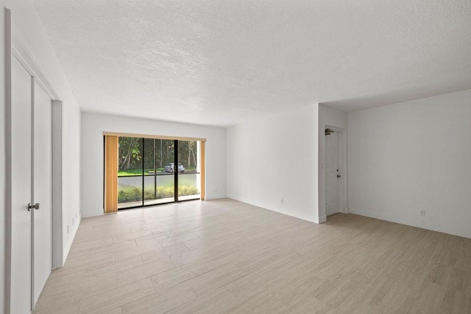 На продажу: $249,000 (3 спален, 2 ванн, 1462 Квадратных фут)