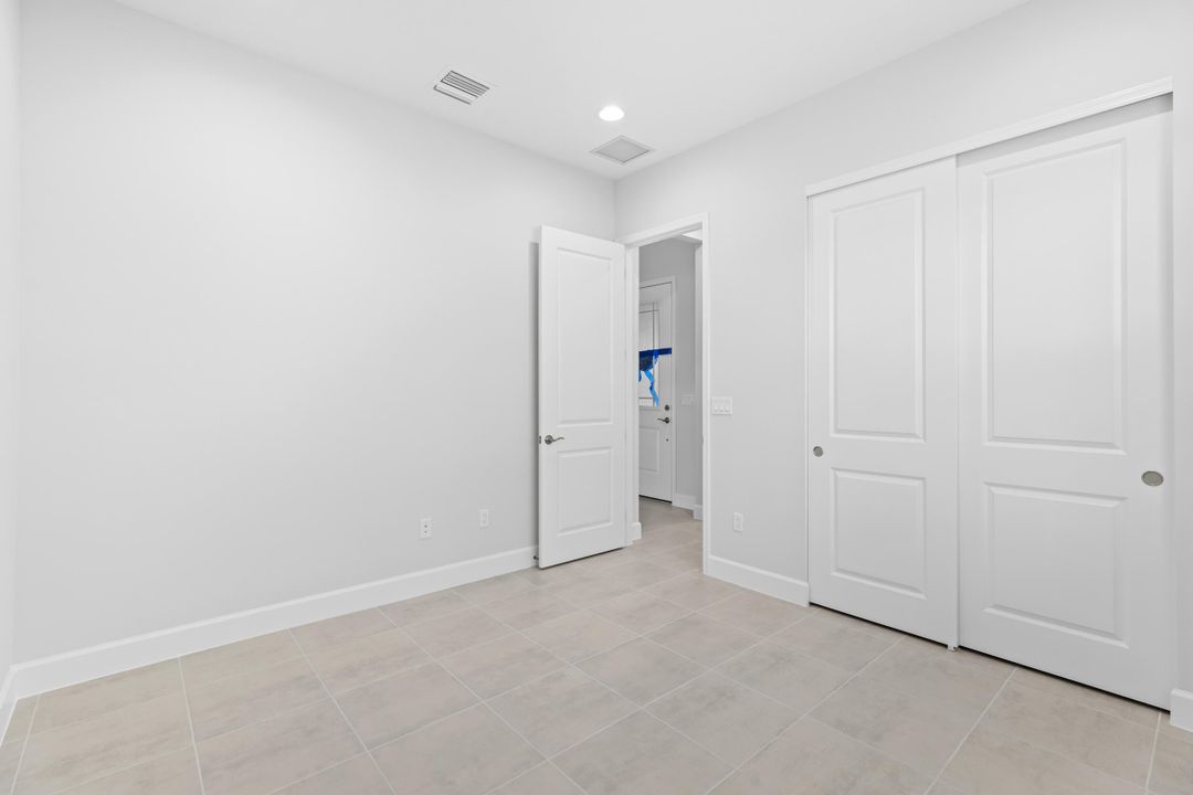 For Rent: $3,800 (3 beds, 2 baths, 2322 Square Feet)