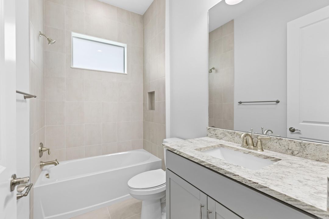 For Rent: $3,800 (3 beds, 2 baths, 2322 Square Feet)