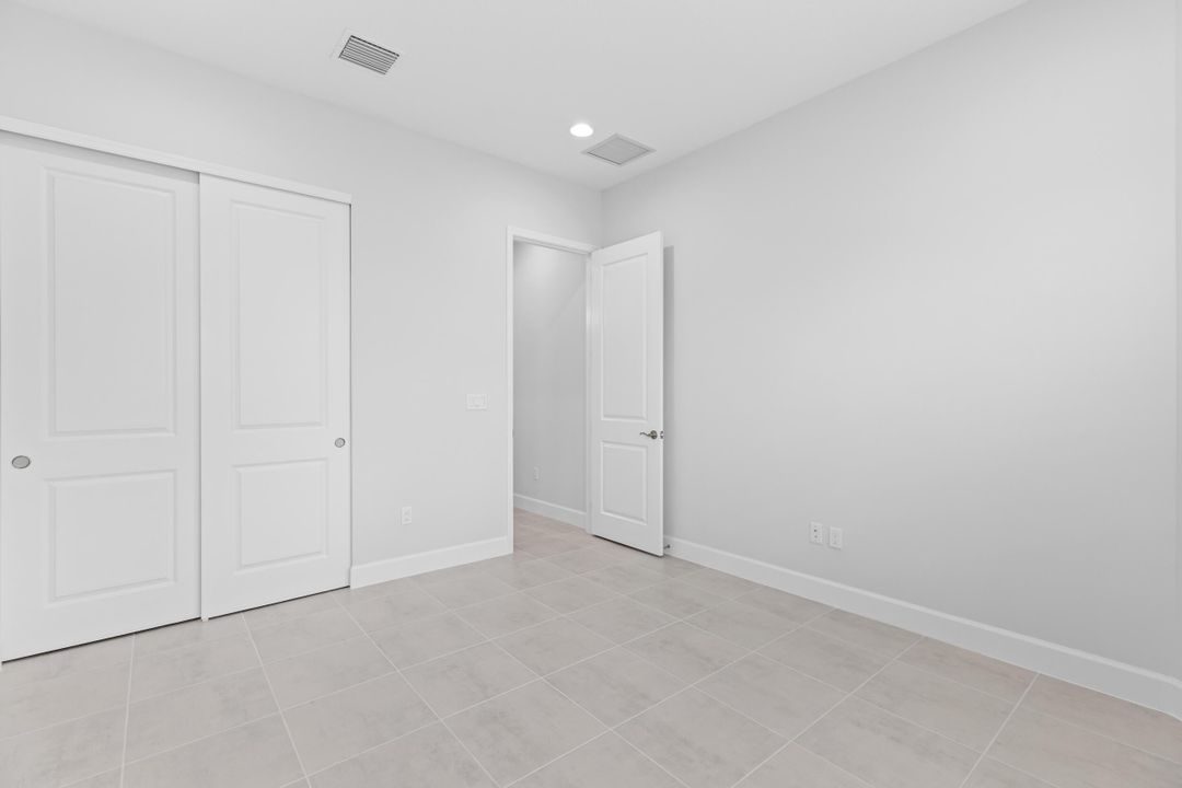 For Rent: $3,800 (3 beds, 2 baths, 2322 Square Feet)