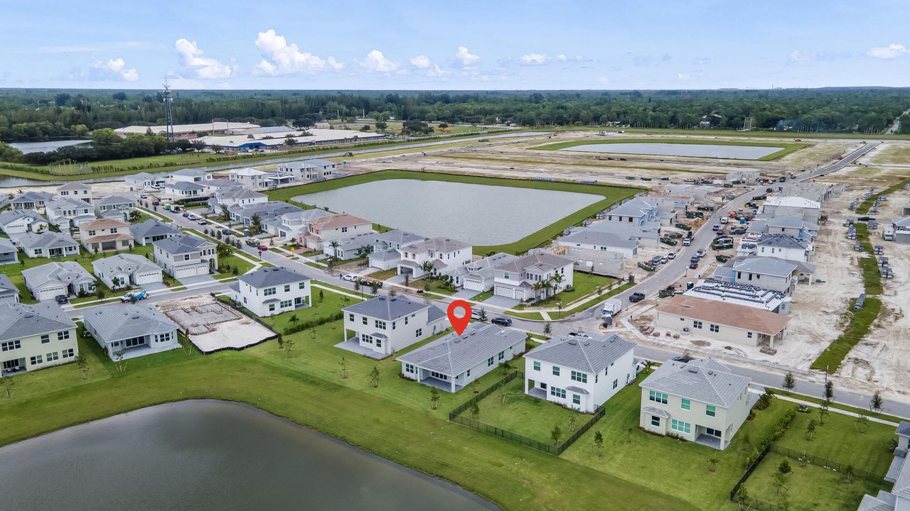 For Rent: $3,800 (3 beds, 2 baths, 2322 Square Feet)