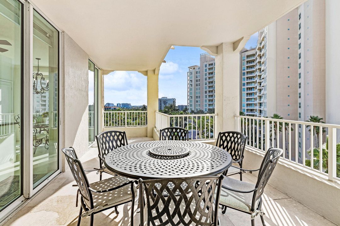 На продажу: $2,250,000 (3 спален, 3 ванн, 2661 Квадратных фут)