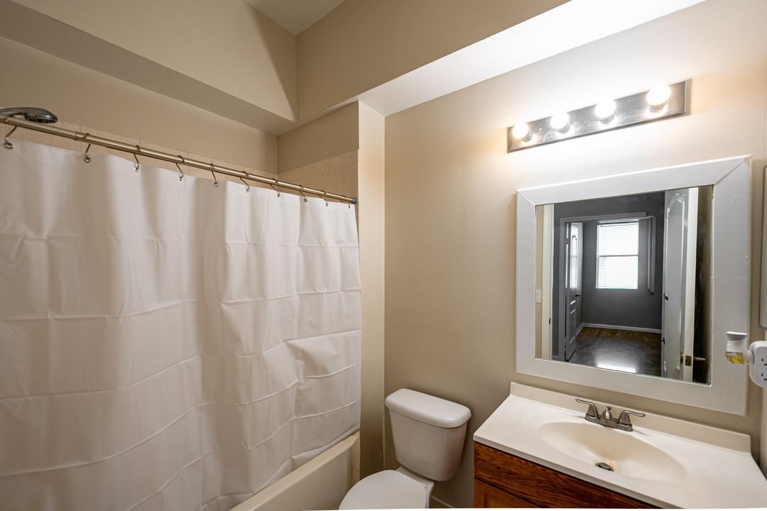 For Sale: $339,000 (4 beds, 2 baths, 2000 Square Feet)