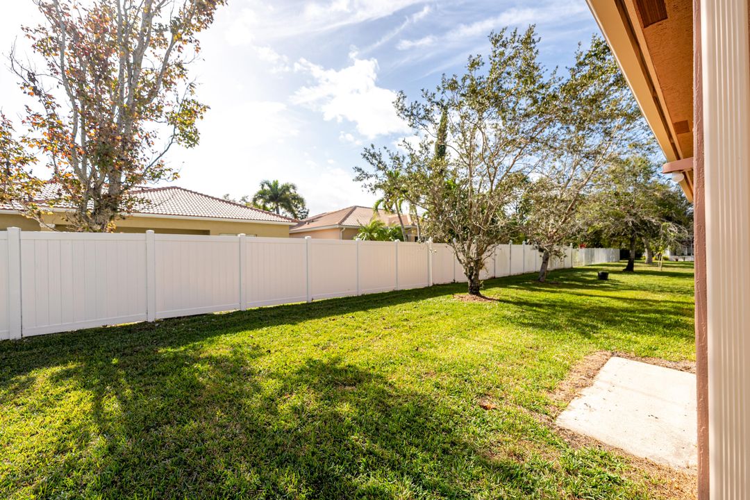 For Sale: $339,000 (4 beds, 2 baths, 2000 Square Feet)