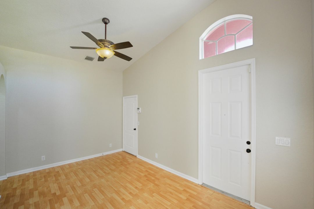 For Sale: $339,000 (4 beds, 2 baths, 2000 Square Feet)