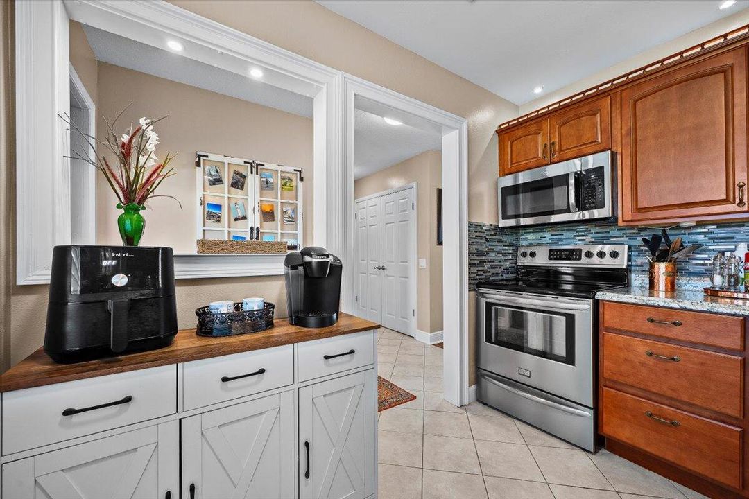 待售: $250,000 (2 贝兹, 2 浴室, 1197 平方英尺)