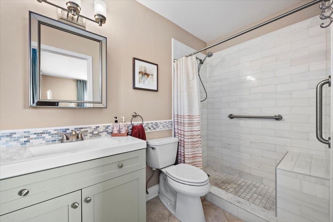 待售: $250,000 (2 贝兹, 2 浴室, 1197 平方英尺)