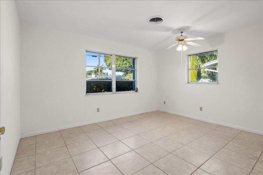 На продажу: $426,000 (3 спален, 2 ванн, 1368 Квадратных фут)