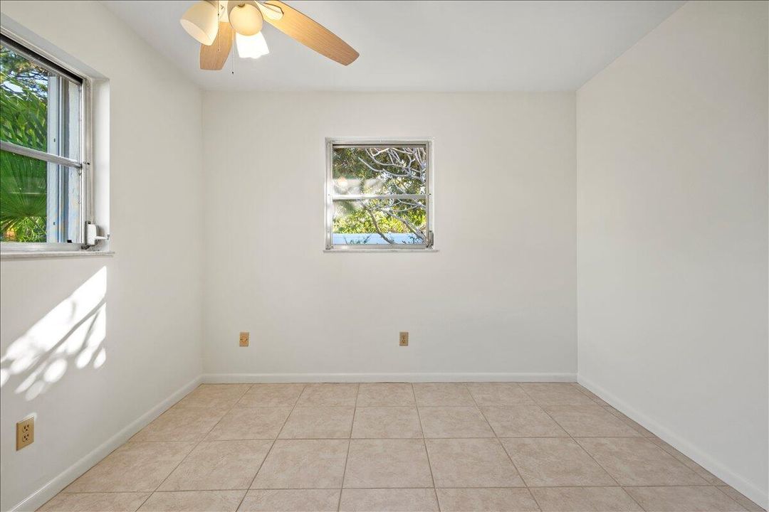 На продажу: $426,000 (3 спален, 2 ванн, 1368 Квадратных фут)