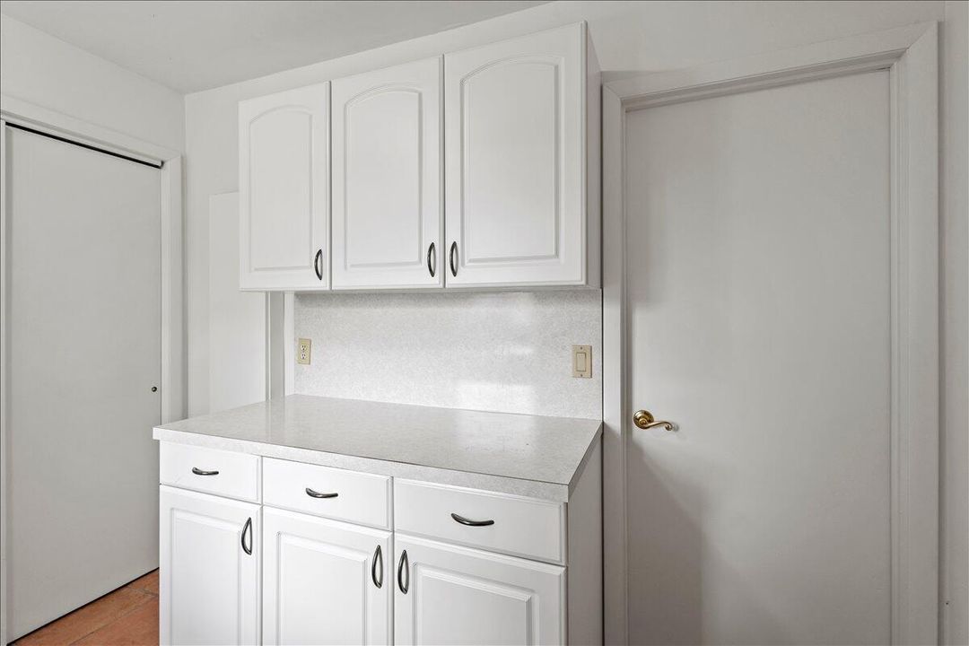 На продажу: $426,000 (3 спален, 2 ванн, 1368 Квадратных фут)