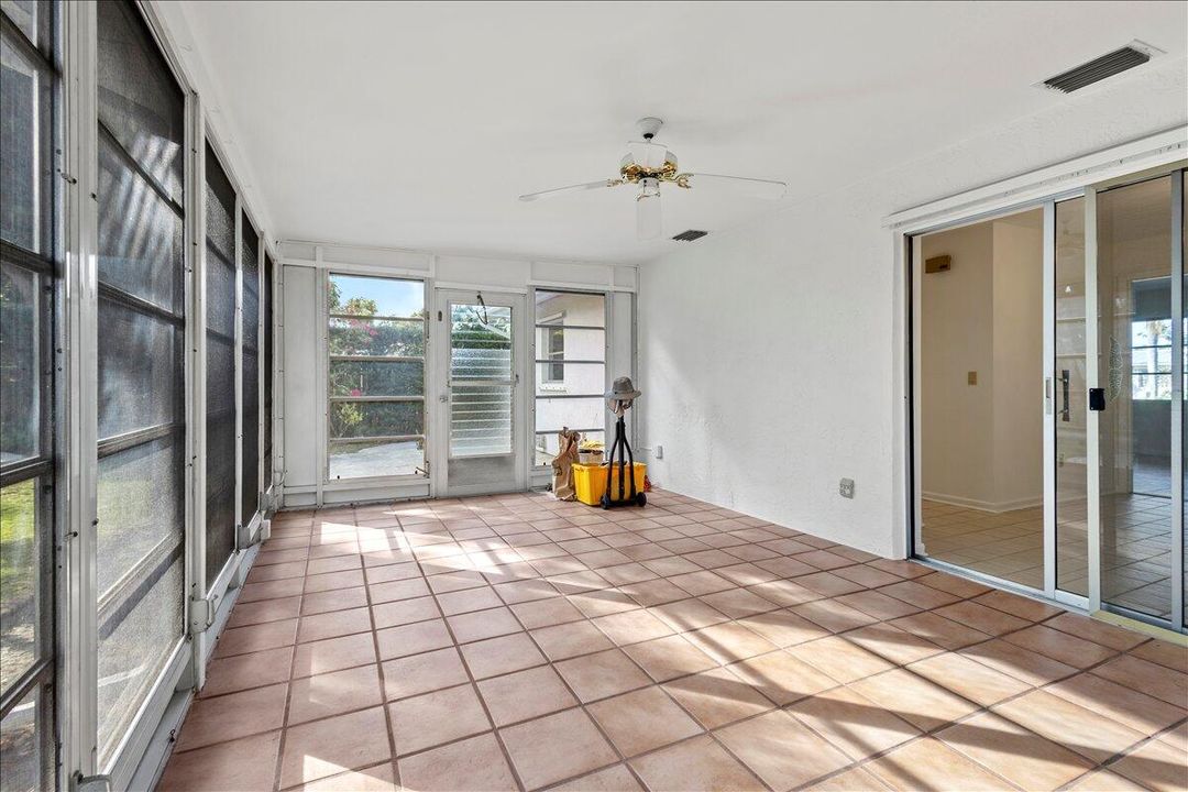 На продажу: $426,000 (3 спален, 2 ванн, 1368 Квадратных фут)