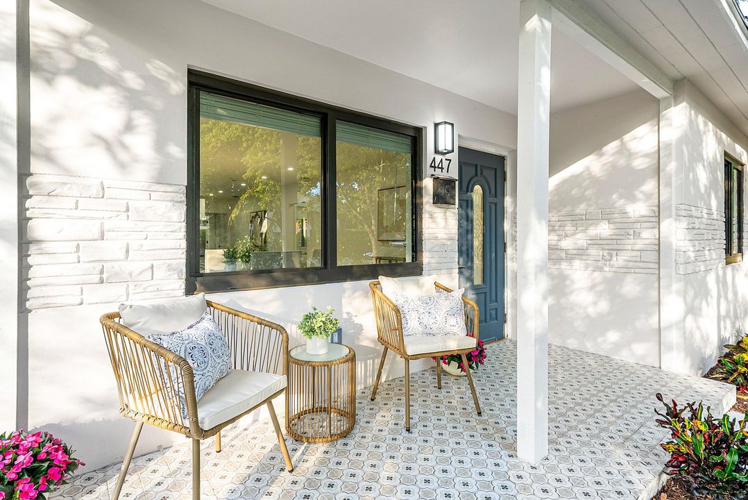 For Sale: $869,000 (2 beds, 2 baths, 1490 Square Feet)