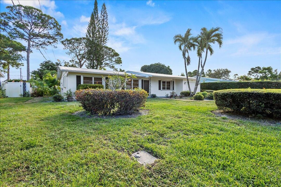 На продажу: $426,000 (3 спален, 2 ванн, 1368 Квадратных фут)