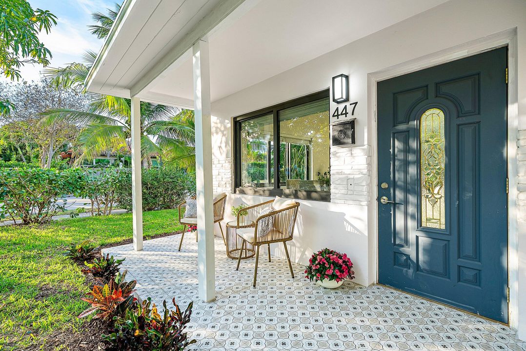 For Sale: $869,000 (2 beds, 2 baths, 1490 Square Feet)