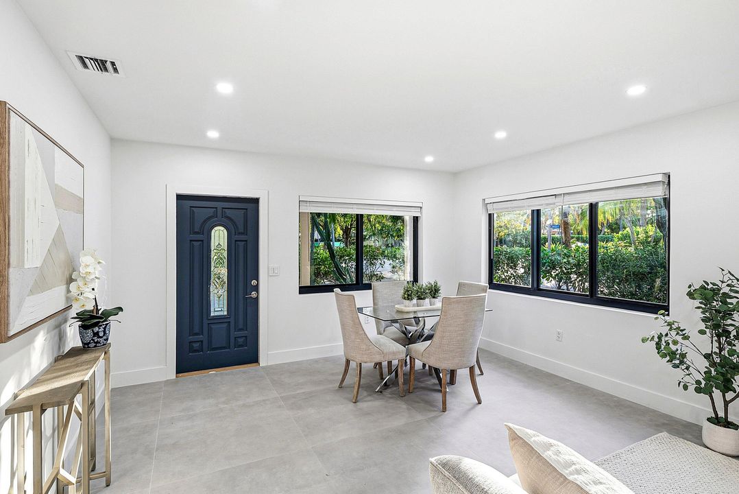 For Sale: $869,000 (2 beds, 2 baths, 1490 Square Feet)