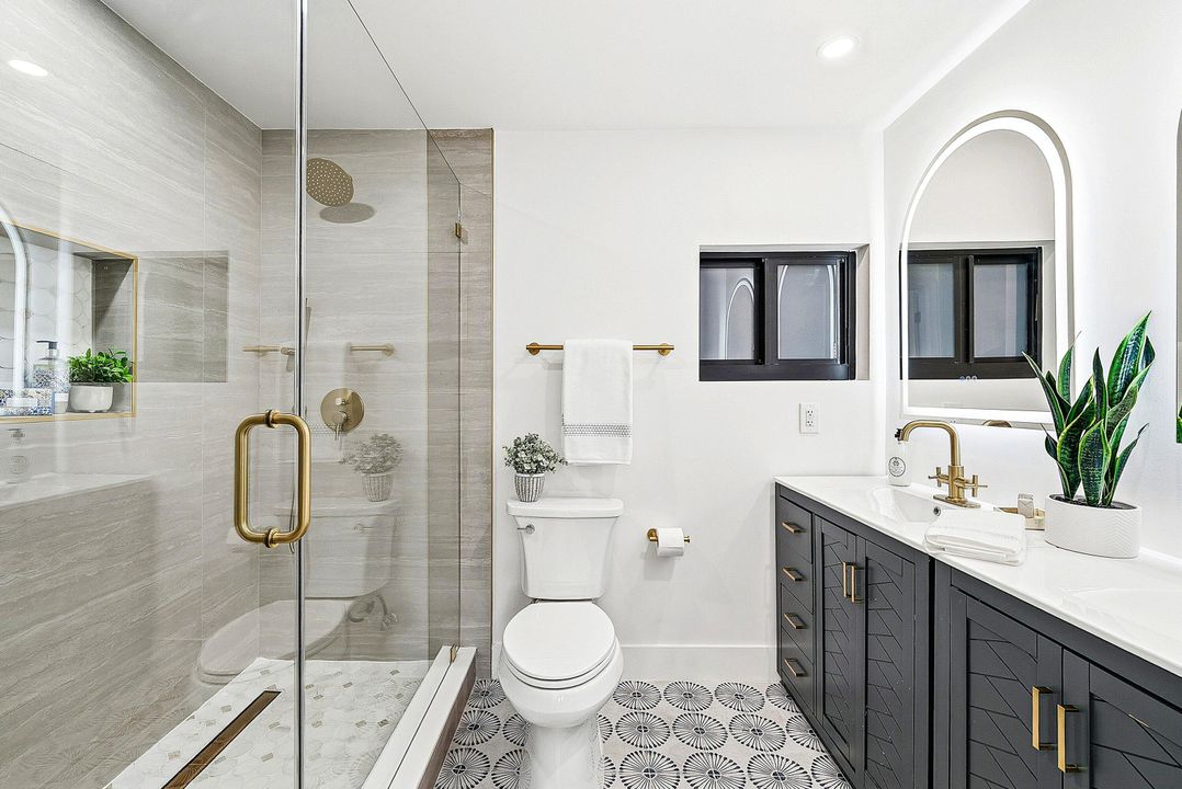 For Sale: $869,000 (2 beds, 2 baths, 1490 Square Feet)