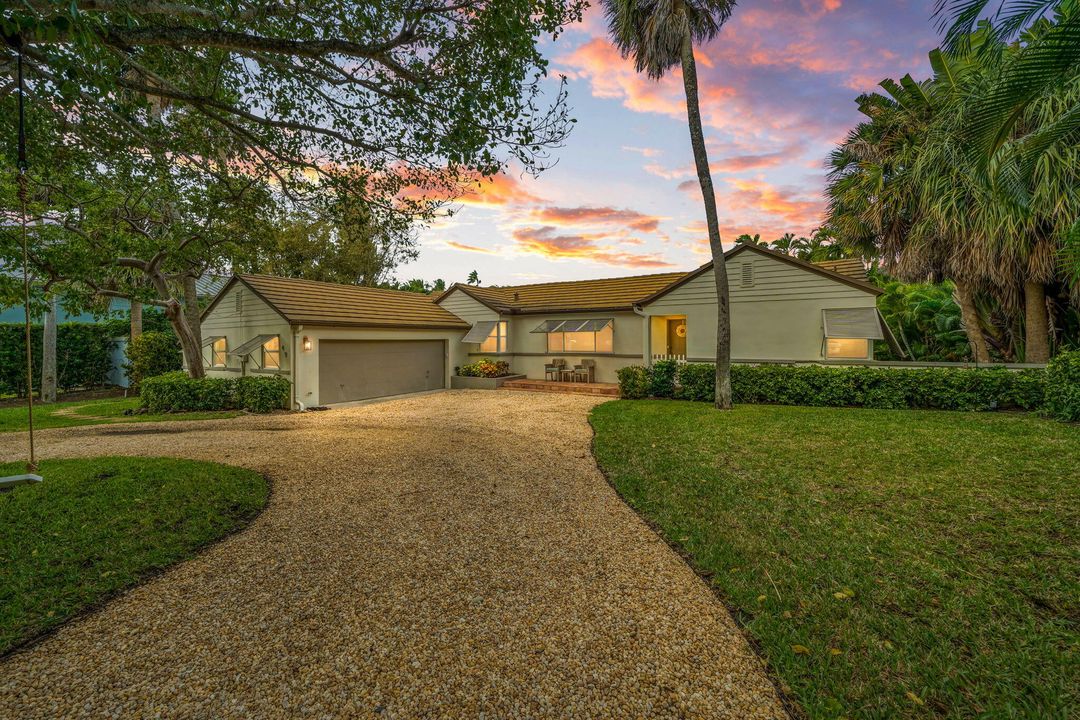 В аренду: $11,000 (4 спален, 3 ванн, 1938 Квадратных фут)